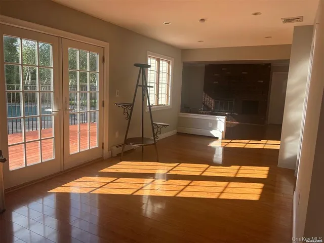 $4,950 | 3 Thornridge Lane, Centereach, NY 11720