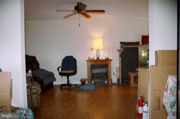 11281 Elk Run Road Catlett, VA 20119 - Photo 3 of 7 Interior (General)