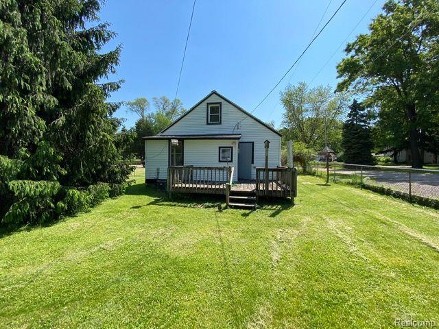 3285 Mapleridge Highland, MI 48356 - Photo 2 of 3