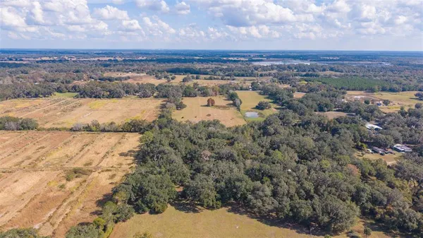 $700,000 | 6250 East C 478, Center Hill, FL 33514