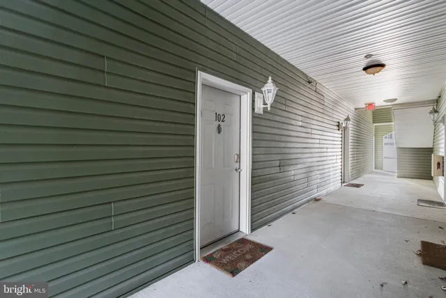 $329,000 | 35552 East Atlantic Circle, Unit 102, Rehoboth Beach, DE 19971