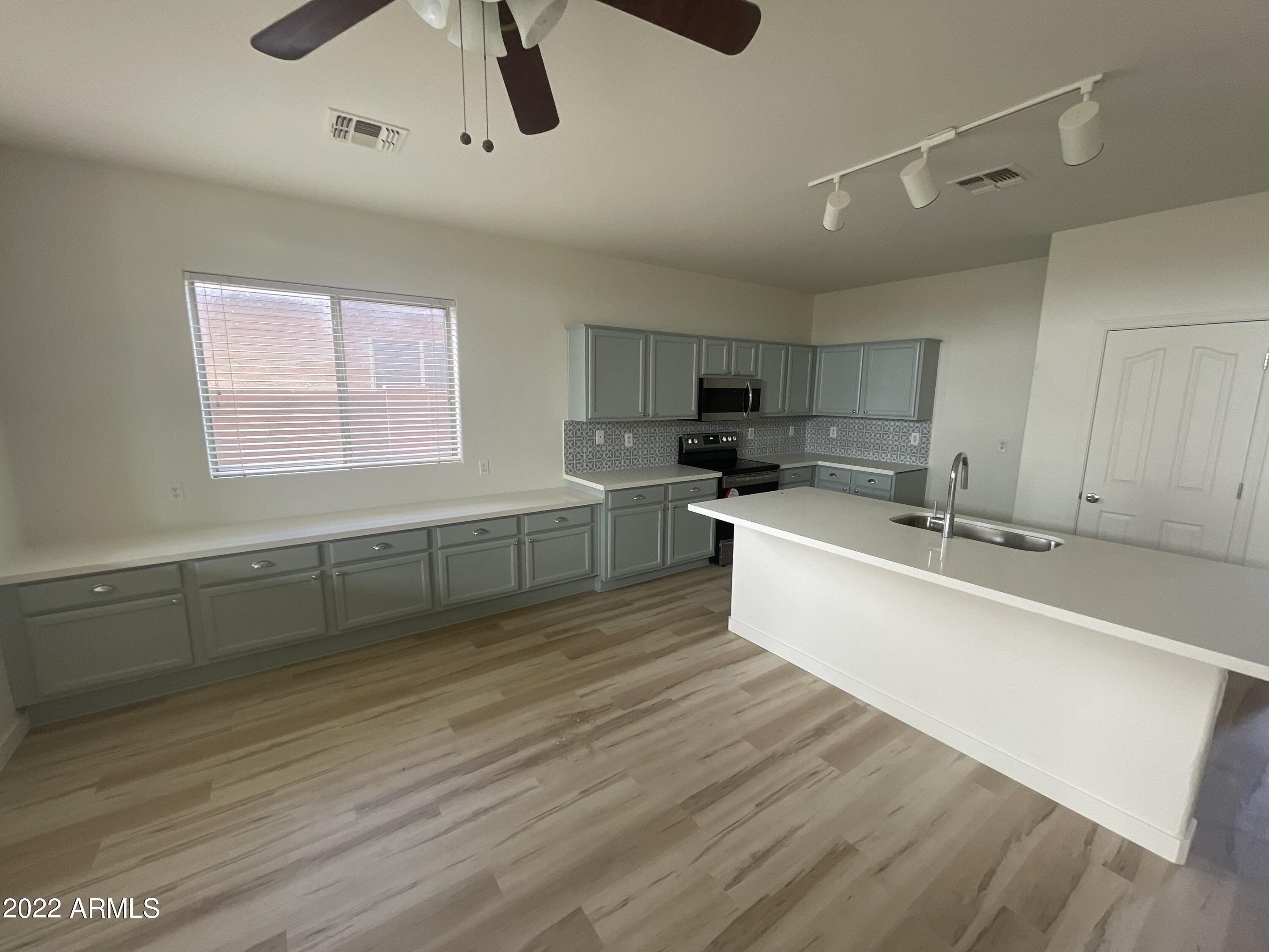 45353 Miramar Road Maricopa, AZ 85139 - Photo 8 of 39 1