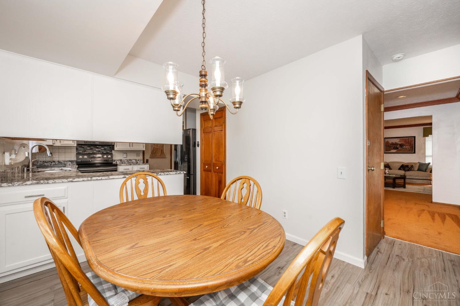 6182 West Fork Road Cincinnati, OH 45247 - Photo 23 of 52