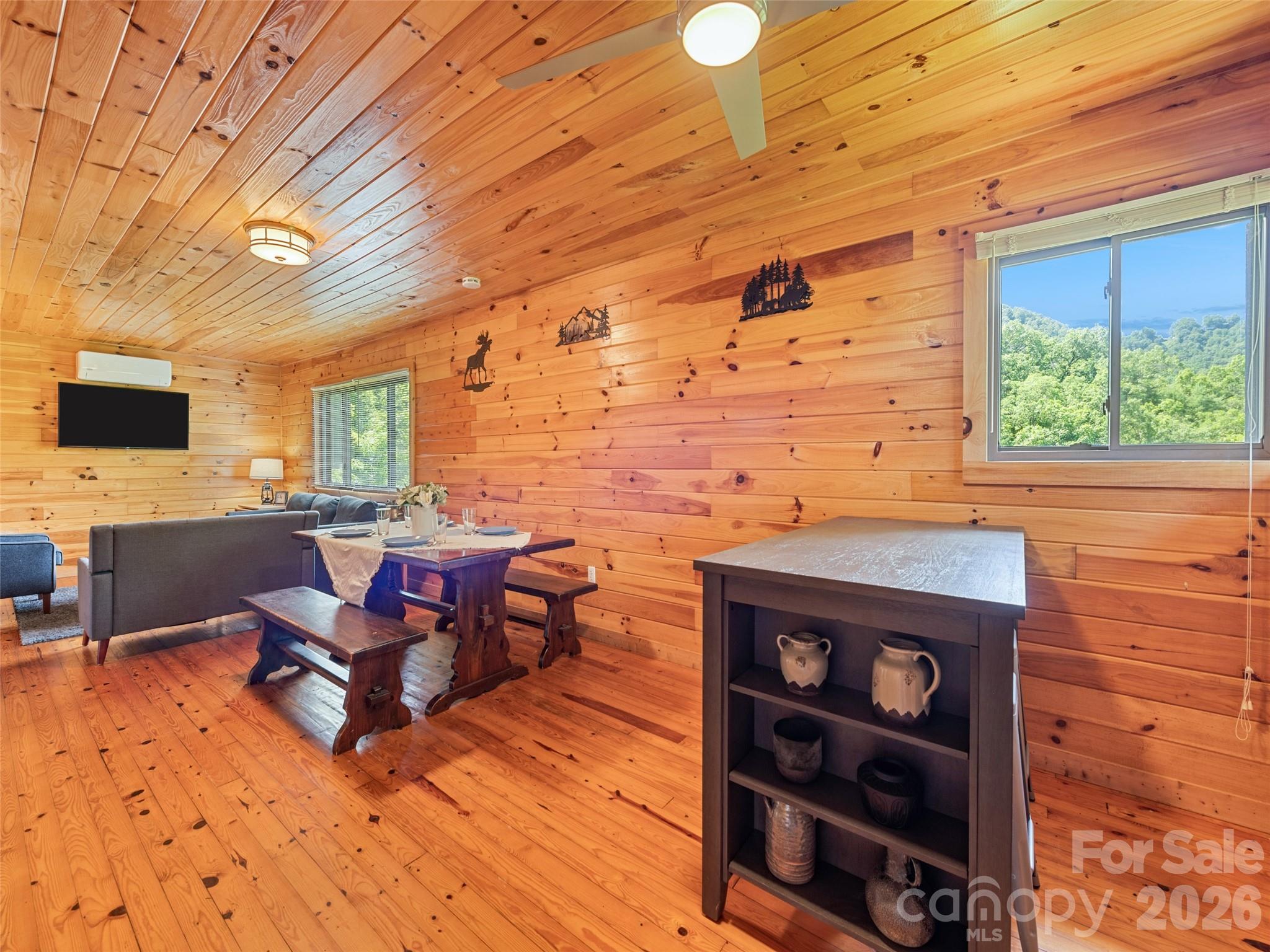 299 Blue Ridge Parkway Bryson City, NC 28713 - Photo 8 of 27