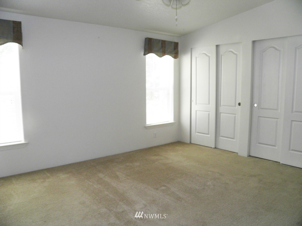 427 Port Hadlock Heights Road Port Hadlock, WA 98339 - Photo 11 of 20 Gallery Image 11