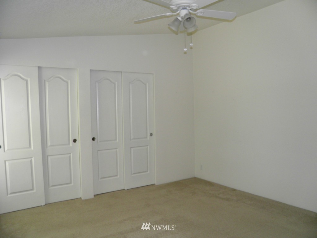427 Port Hadlock Heights Road Port Hadlock, WA 98339 - Photo 12 of 20 Gallery Image 12
