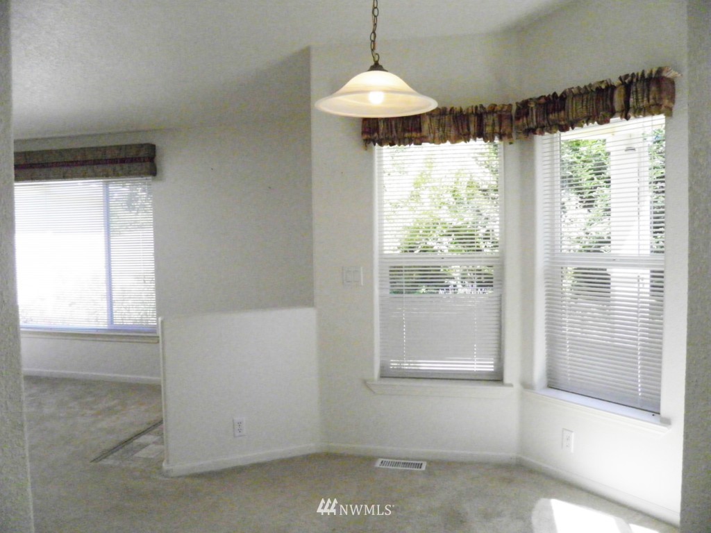 427 Port Hadlock Heights Road Port Hadlock, WA 98339 - Photo 6 of 20 Gallery Image 6
