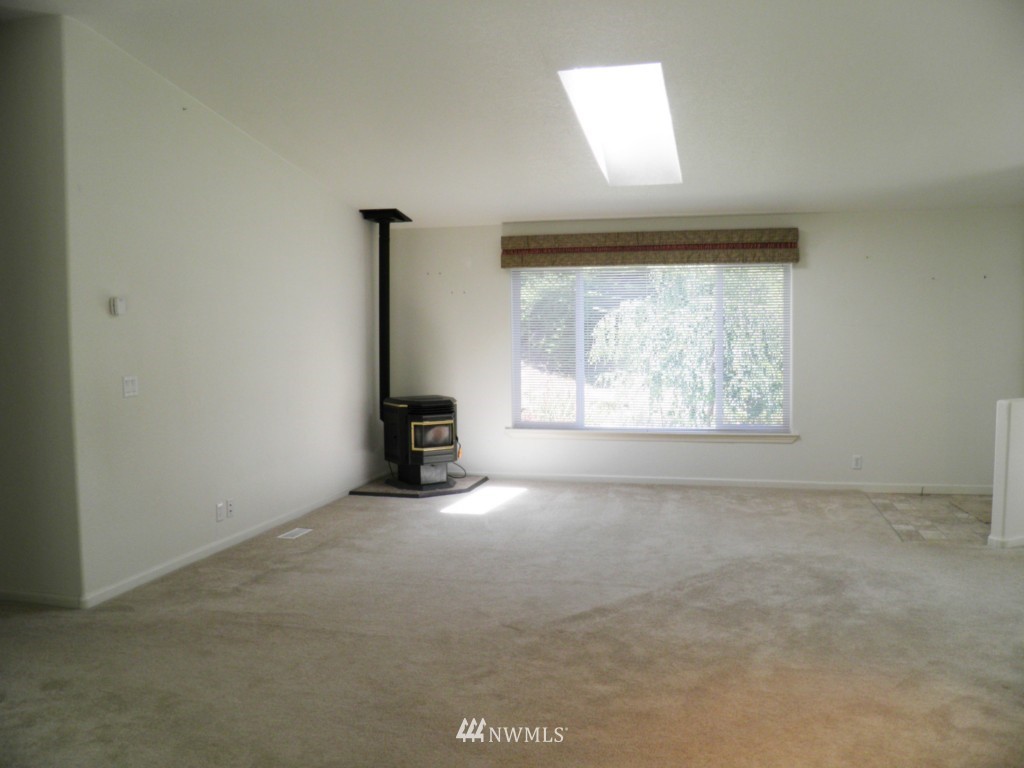 427 Port Hadlock Heights Road Port Hadlock, WA 98339 - Photo 7 of 20 Gallery Image 7