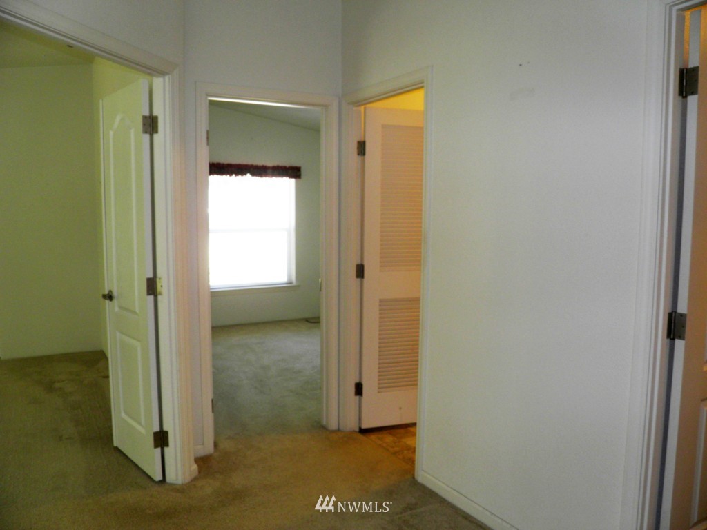 427 Port Hadlock Heights Road Port Hadlock, WA 98339 - Photo 10 of 20 Gallery Image 10