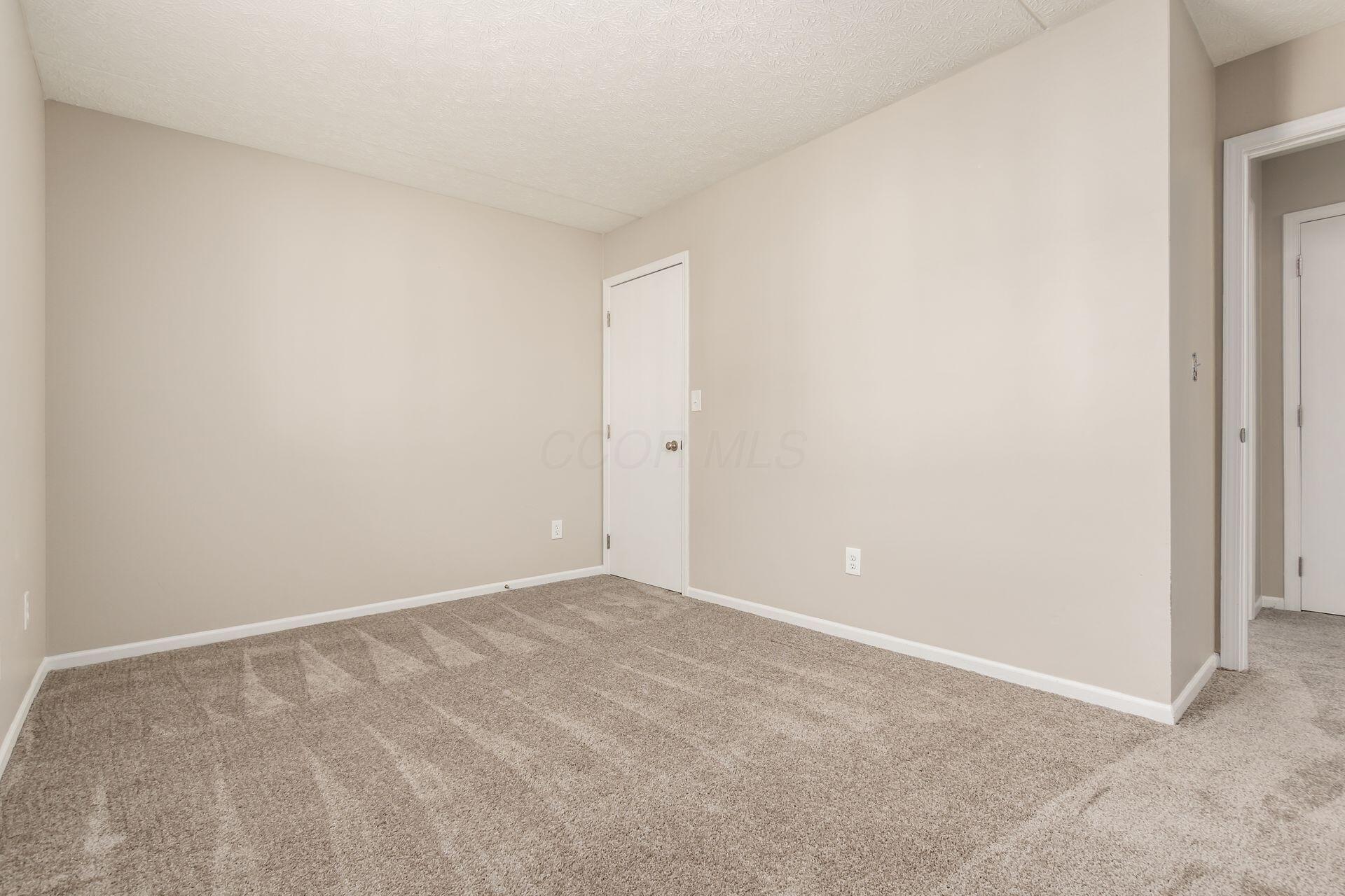3939 Karl Road, Unit 222 Columbus, OH 43224 - Photo 22 of 31 Bedroom 1