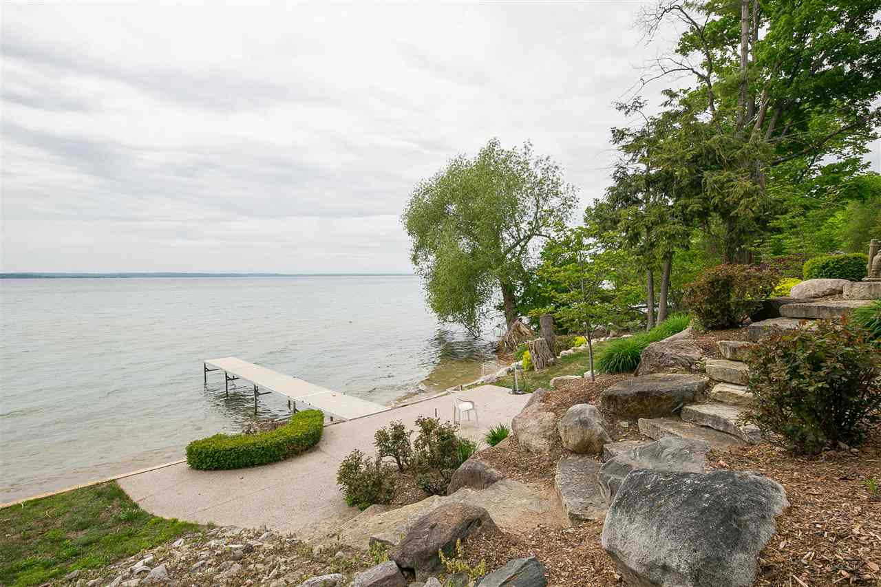 10591 Bluff Road Traverse City, MI 49686 - Photo 11 of 44 1845208-12.JPG