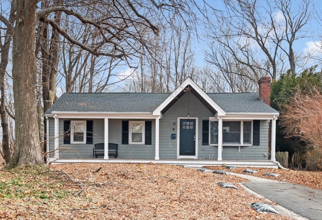 35 Greenway Road Salem, MA 01970 - Photo 1 of 24 Gallery Image 1