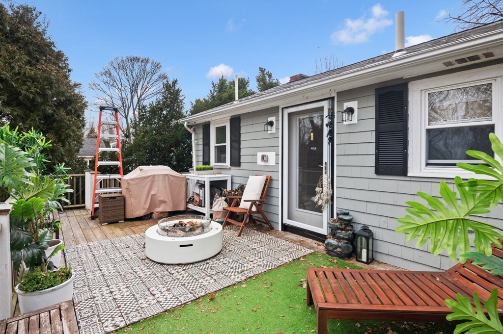35 Greenway Road Salem, MA 01970 - Photo 18 of 24 Gallery Image 18