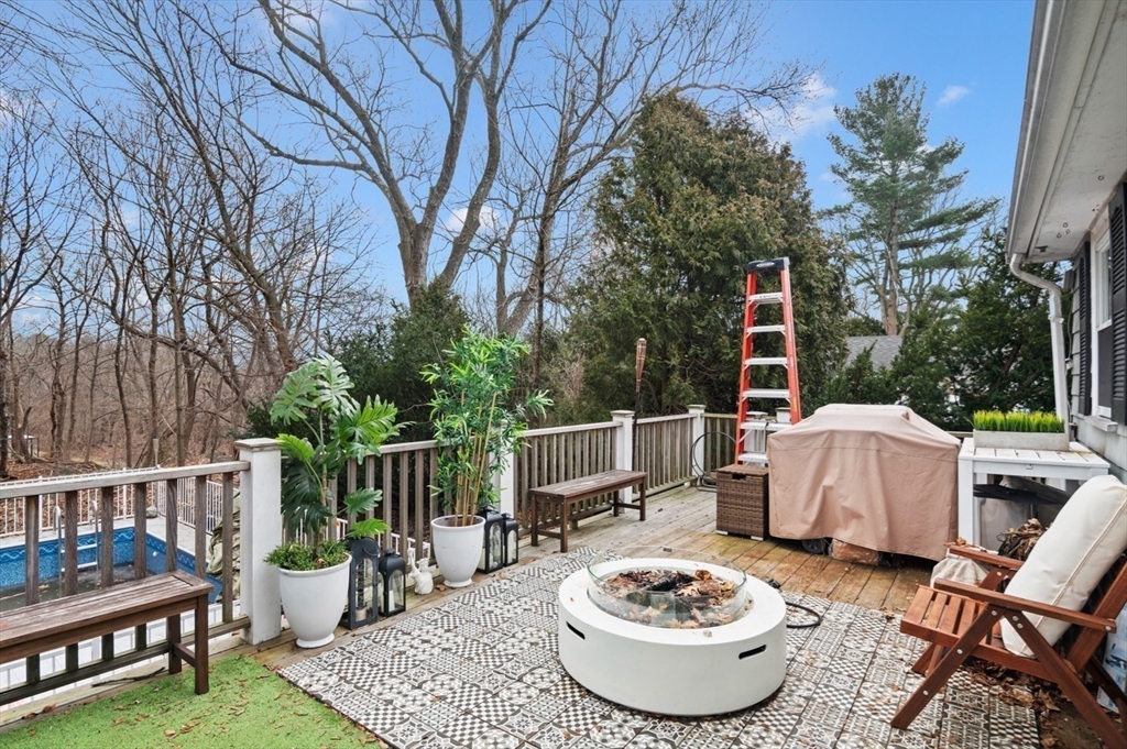 35 Greenway Road Salem, MA 01970 - Photo 19 of 24 Gallery Image 19