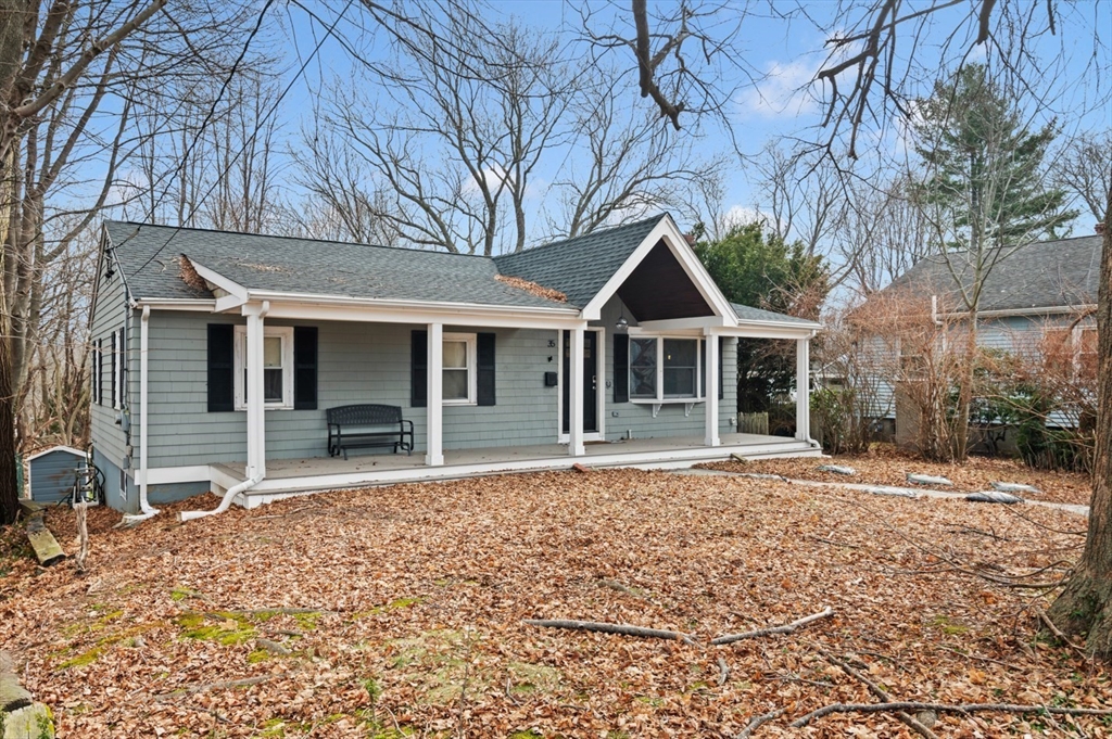 35 Greenway Road Salem, MA 01970 - Photo 2 of 24 Gallery Image 2