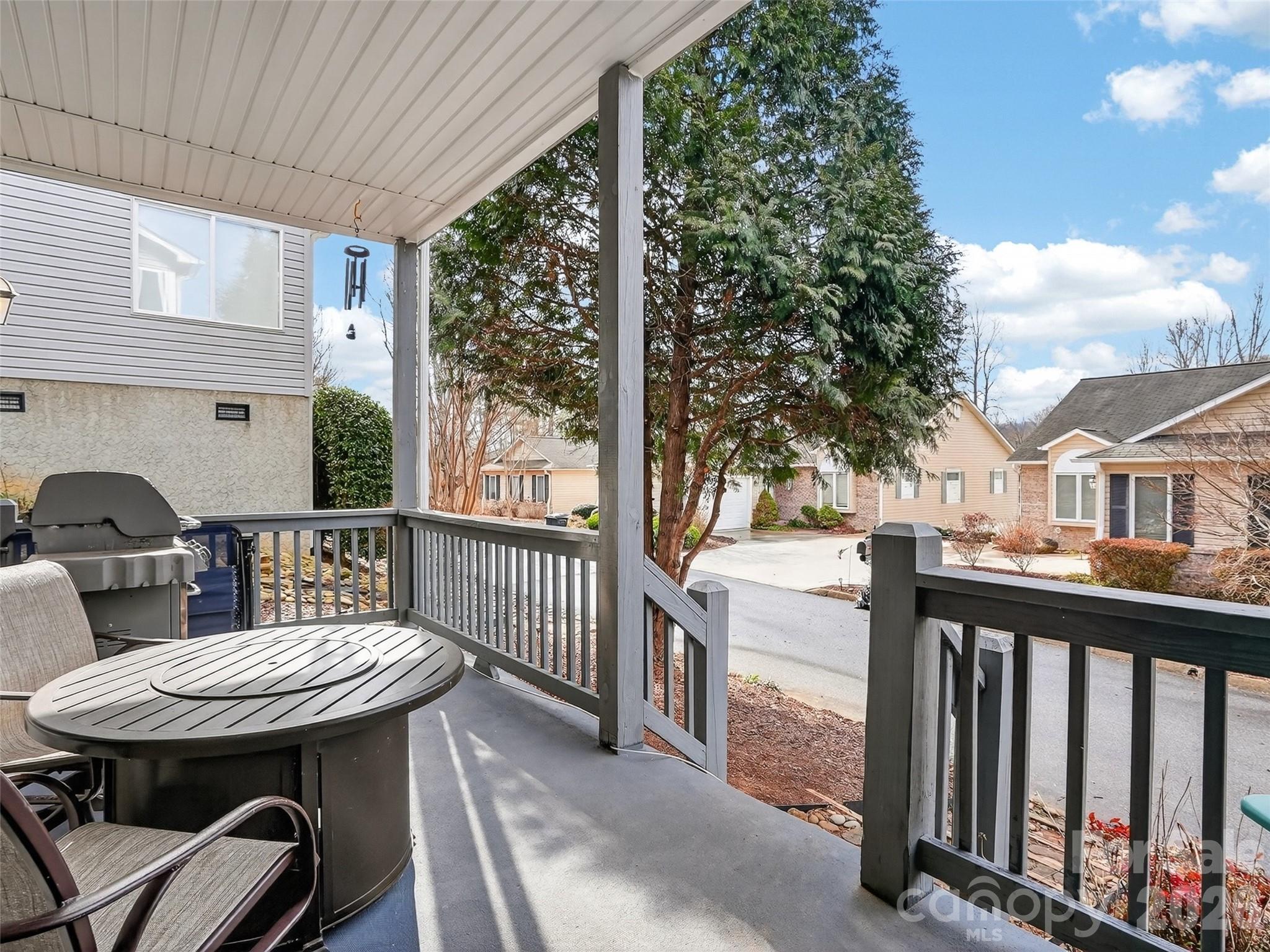 17 Driver Court Hendersonville, NC 28739 - Photo 37 of 42