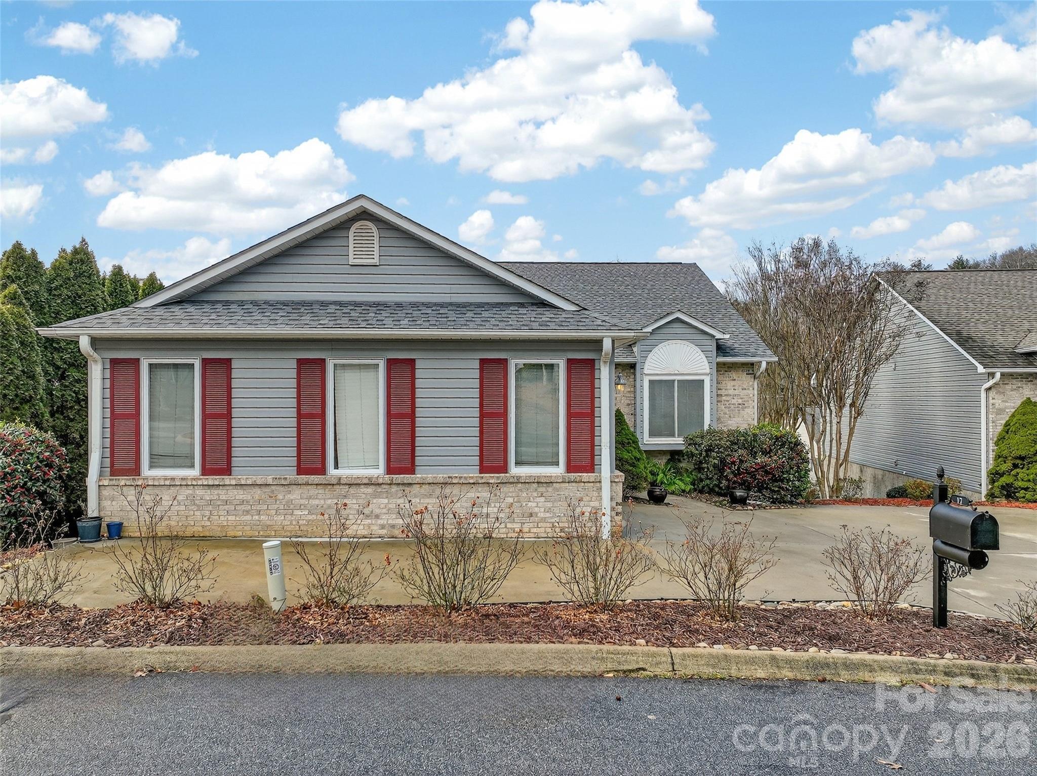 17 Driver Court Hendersonville, NC 28739 - Photo 38 of 47