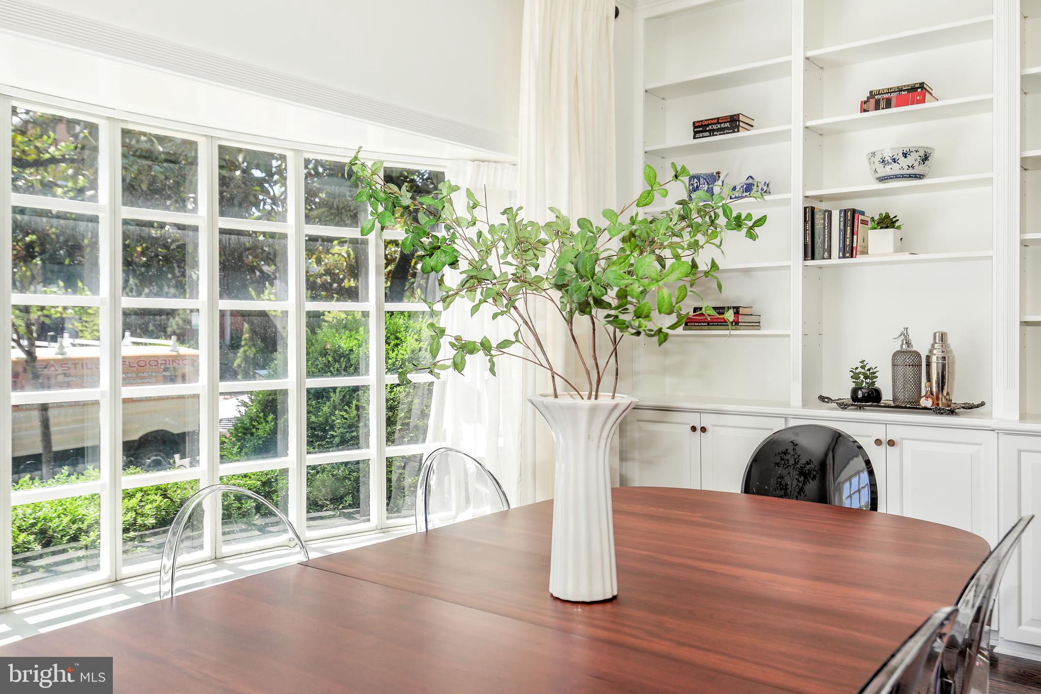 422 Independence Avenue Southeast Washington, DC 20003 - Photo 12 of 42