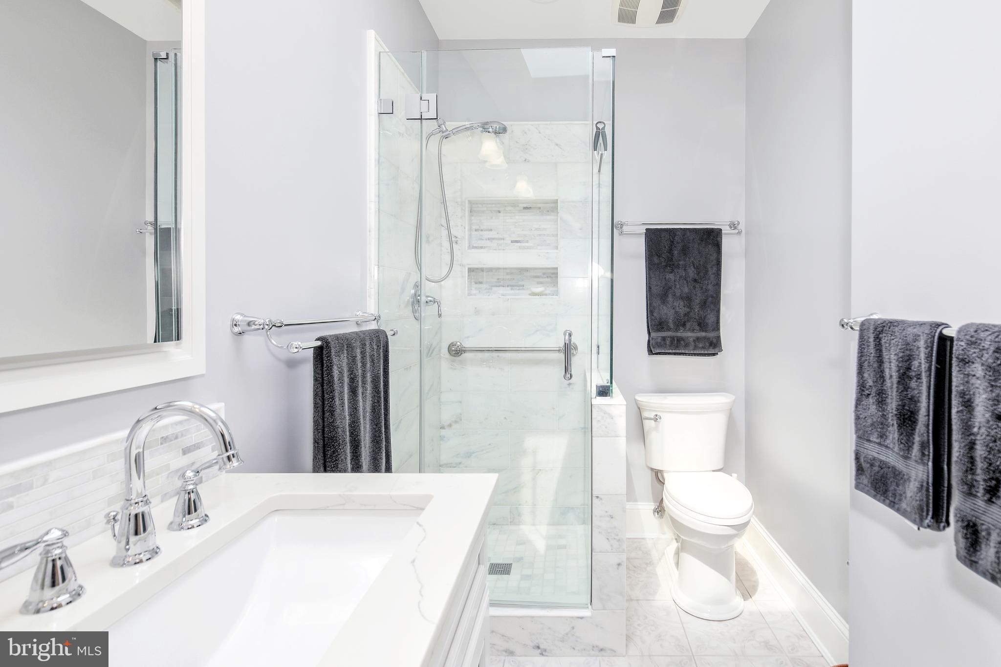 422 Independence Avenue Southeast Washington, DC 20003 - Photo 26 of 42