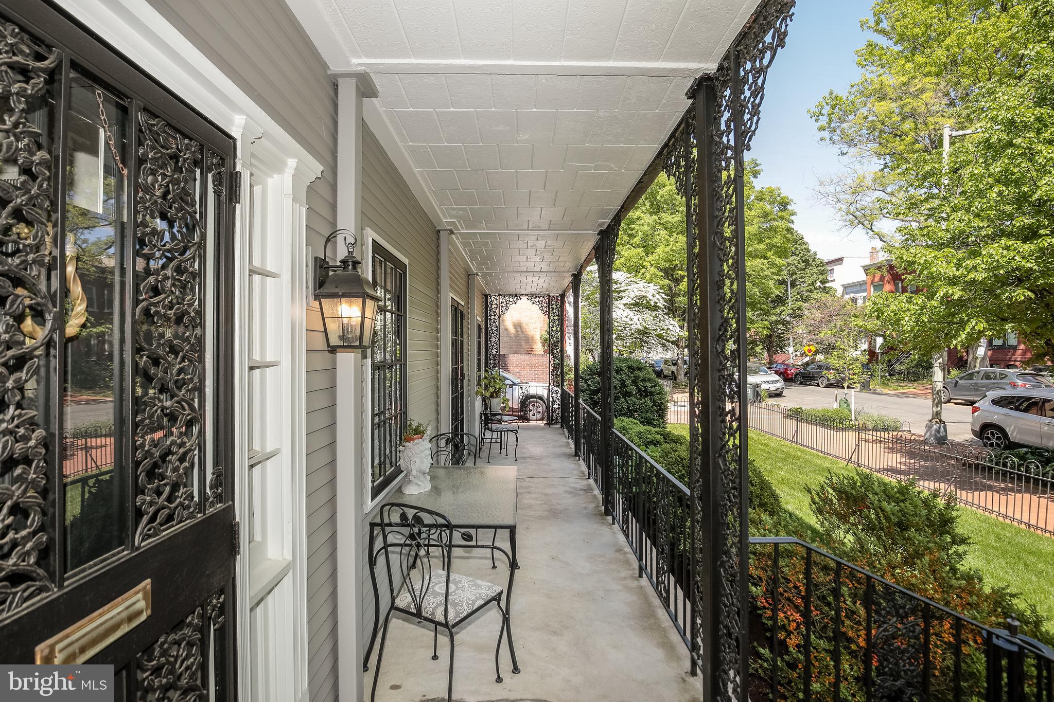 422 Independence Avenue Southeast Washington, DC 20003 - Photo 3 of 42