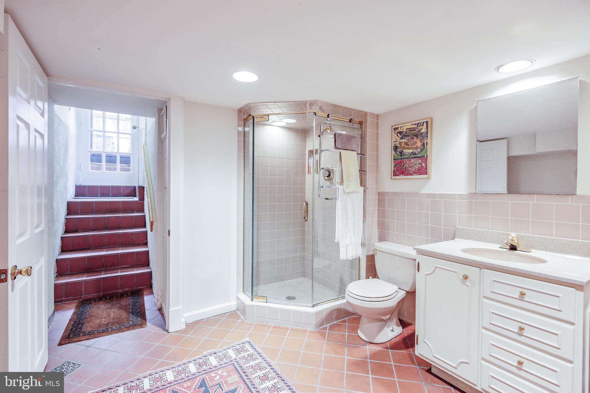 422 Independence Avenue Southeast Washington, DC 20003 - Photo 37 of 42