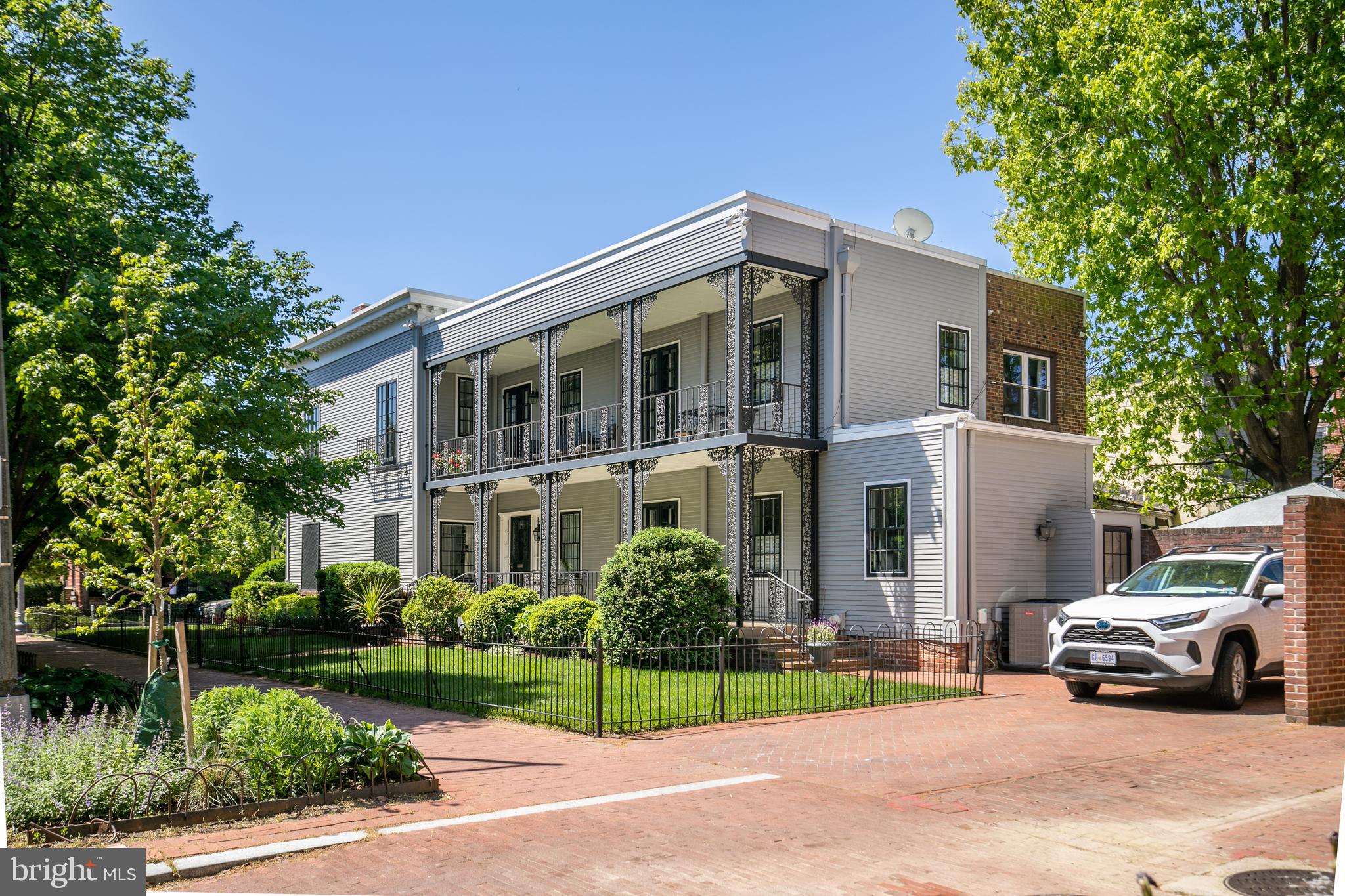 422 Independence Avenue Southeast Washington, DC 20003 - Photo 39 of 42