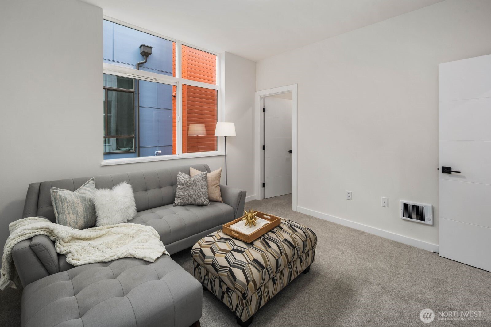 548 South Cloverdale Street, Unit B Seattle, WA 98108 - Photo 17 of 36