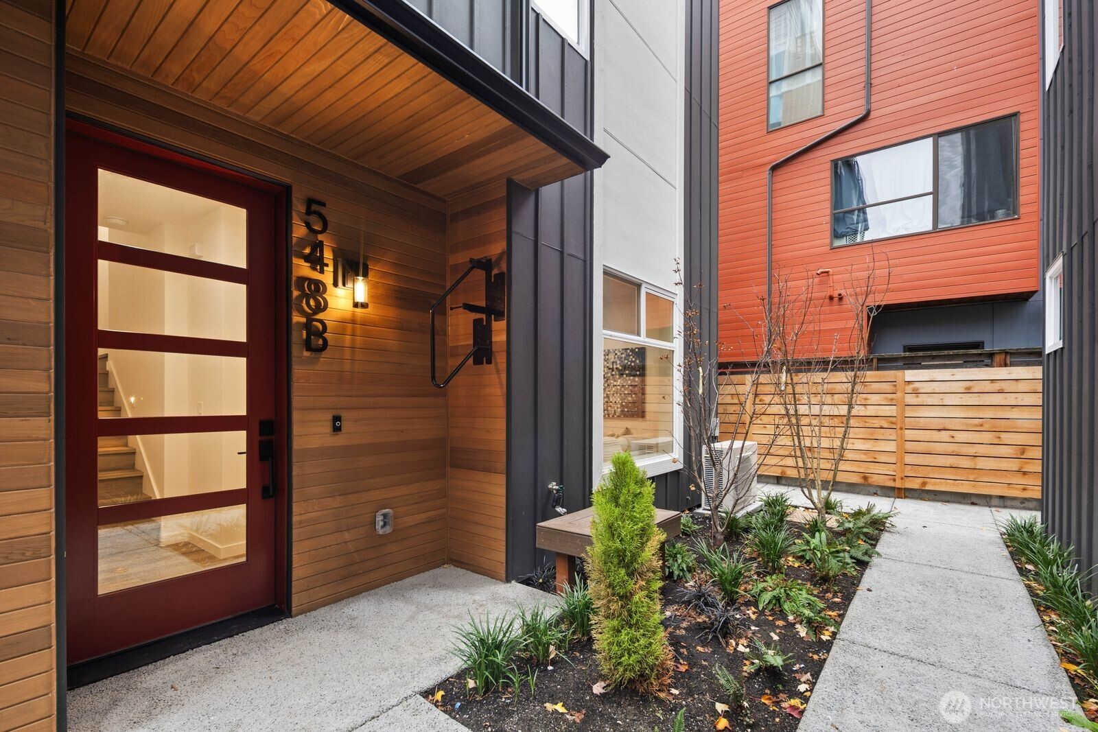 548 South Cloverdale Street, Unit B Seattle, WA 98108 - Photo 5 of 36