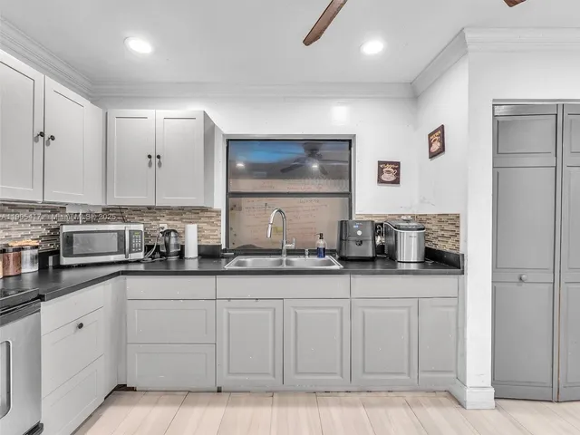 $455,000 | 1027 Southwest 49th Terrace, Margate, FL 33068