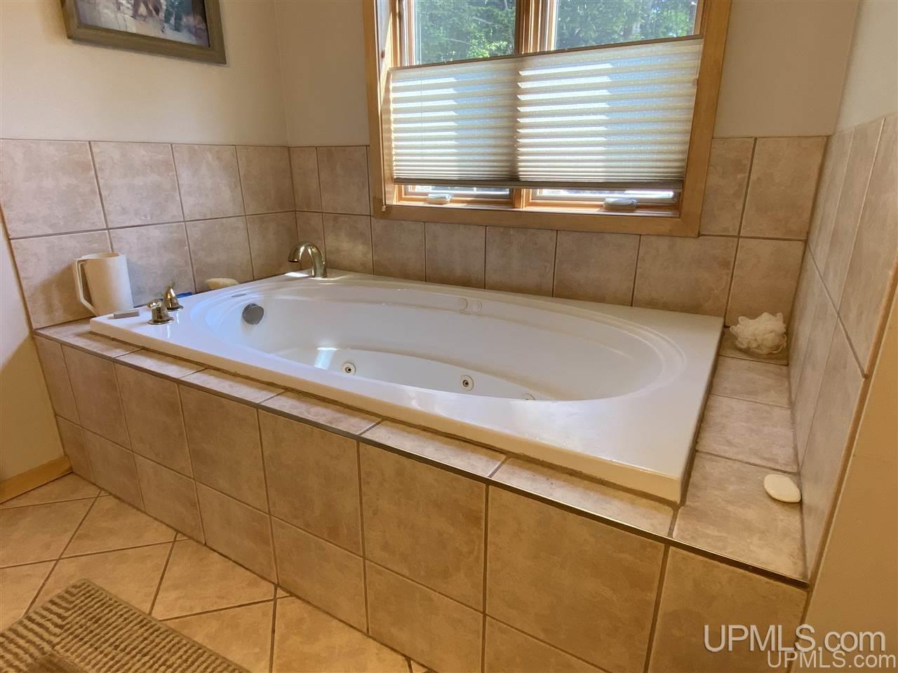 5109 N River Road Manistique, MI 49854 - Photo 10 of 46