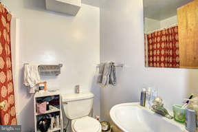 1336 W Street Northwest Washington, DC 20009 - Photo 7 of 30 Bath
