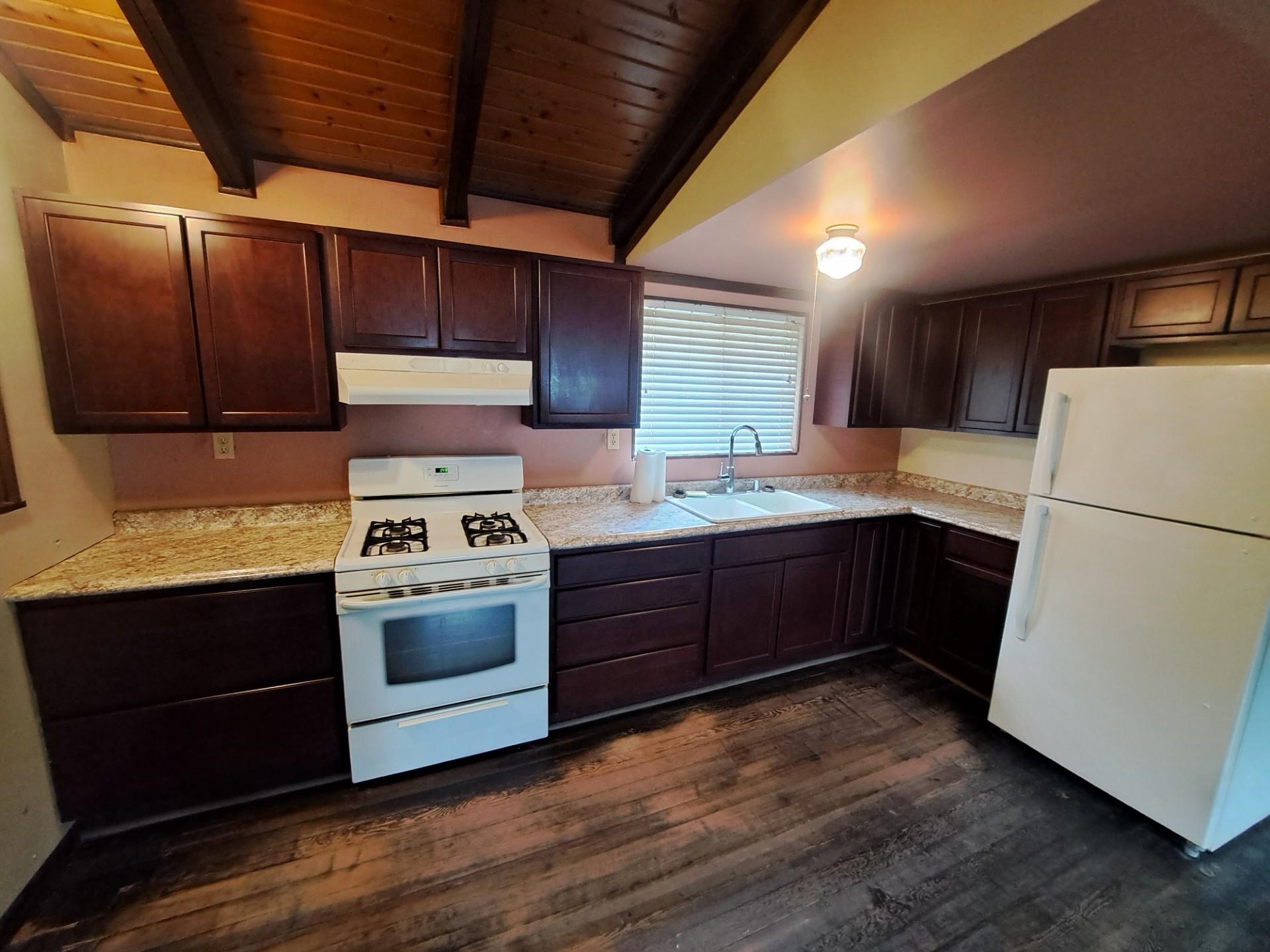 2958 Lone Pine Road Farwell, MI 48622 - Photo 4 of 12