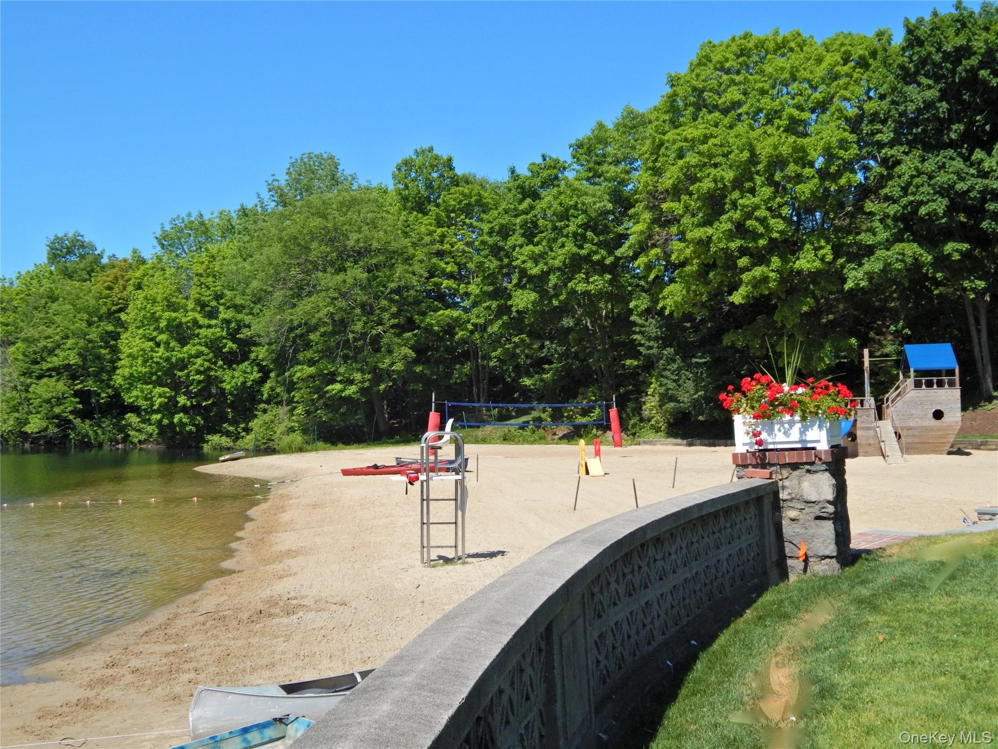 11 Thornewood Road Armonk, NY 10504 - Photo 34 of 35 swimming pool view with a garden space