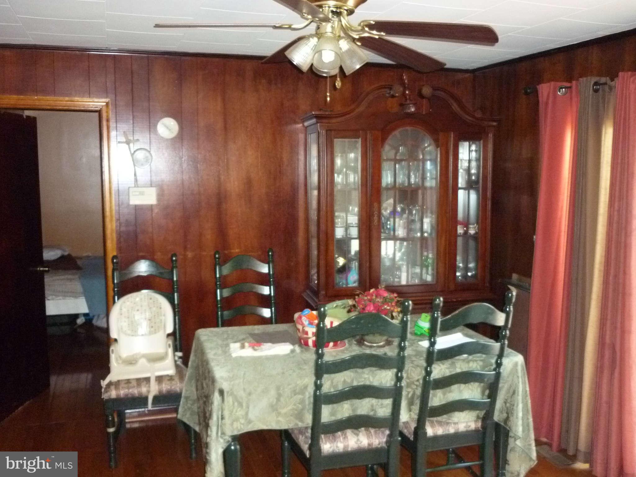 4225 Round Hill Road Silver Spring, MD 20906 - Photo 4 of 14 Dining Room