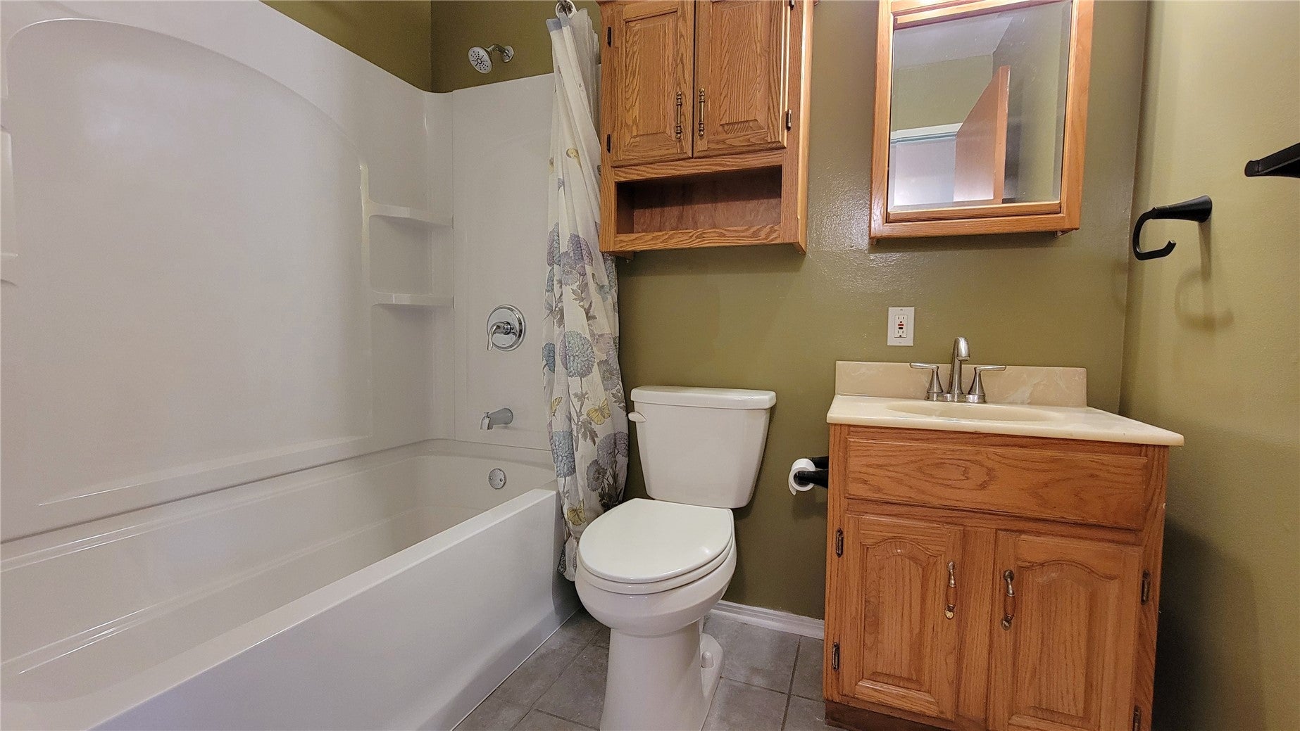 4840 Kesler Road Northwest Cedar Rapids, IA 52405 - Photo 15 of 33 Gallery Image 15