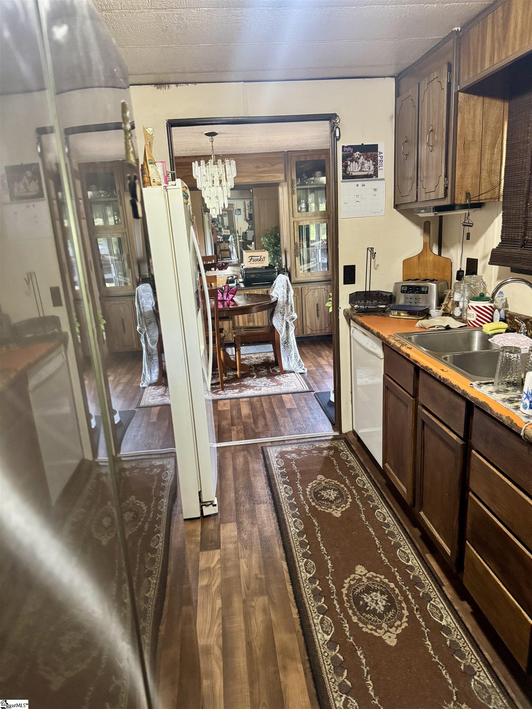 160 Cooper Road Campobello, SC 29322 - Photo 7 of 14