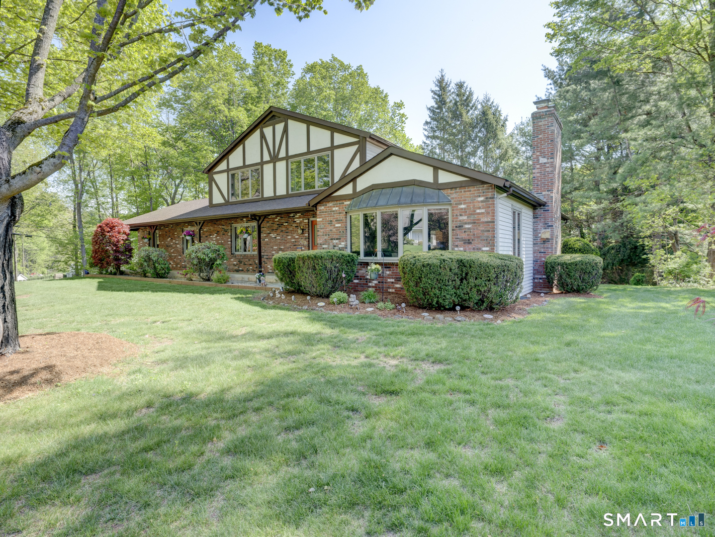 350 Brooke Meadow Road Berlin, CT 06037 - Photo 2 of 38