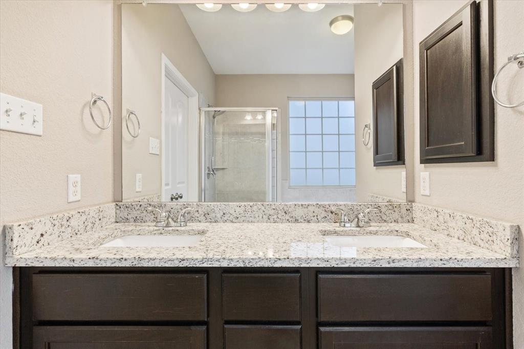 10713 Burnham Drive Waco, TX 76708 - Photo 14 of 28