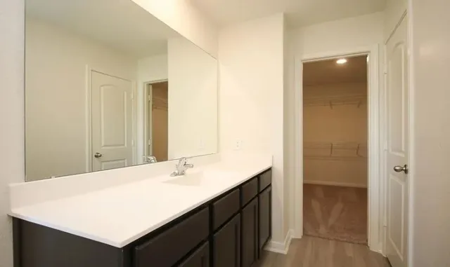 $1,895 | 549 Bains Street, Brookshire, TX 77423