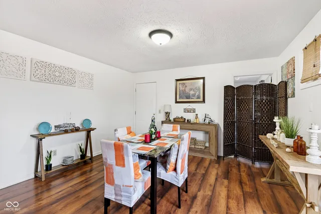 $235,000 | 602 Meadows Drive, Mooresville, IN 46158