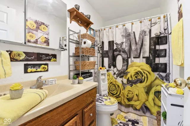 $235,000 | 602 Meadows Drive, Mooresville, IN 46158