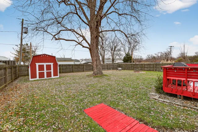 $235,000 | 602 Meadows Drive, Mooresville, IN 46158