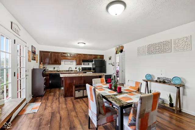 $235,000 | 602 Meadows Drive, Mooresville, IN 46158