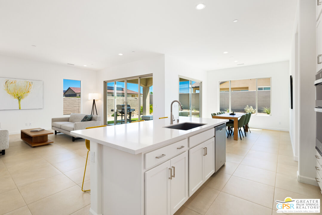 29 Semillon Rancho Mirage, CA 92270 - Photo 15 of 55 Gallery Image 15