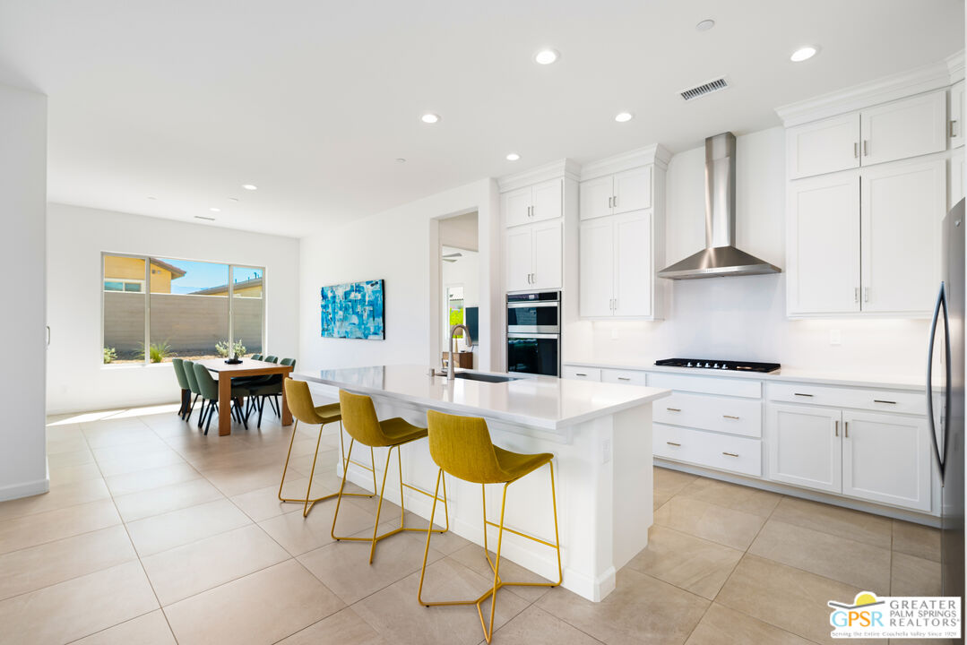 29 Semillon Rancho Mirage, CA 92270 - Photo 2 of 55 Gallery Image 2