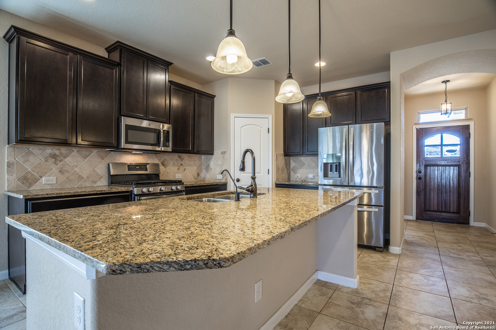 10348 Obernai Path Schertz, TX 78154 - Photo 12 of 50