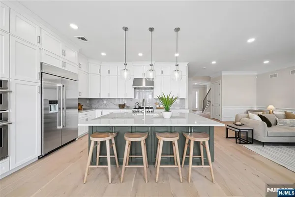 $1,334,000 | 21 Muirfield Lane, River Vale, NJ 07675
