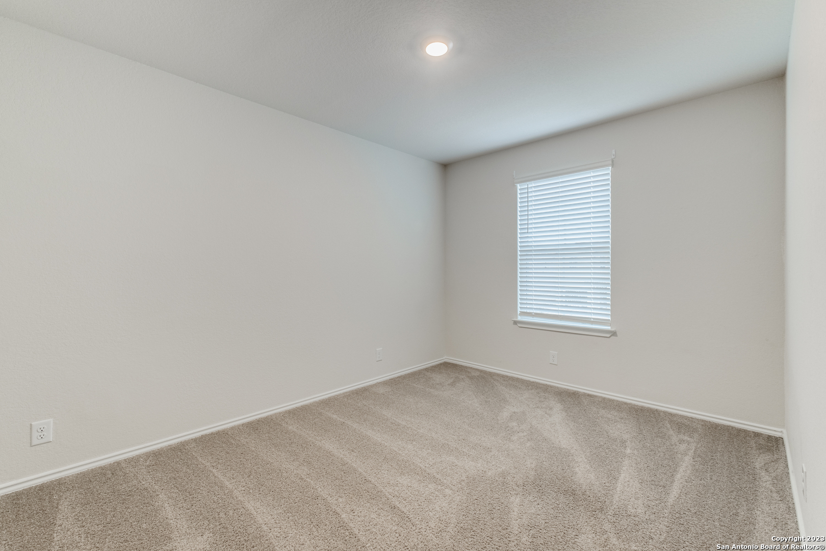 9558 Ranch Loop San Antonio, TX 78254 - Photo 6 of 12