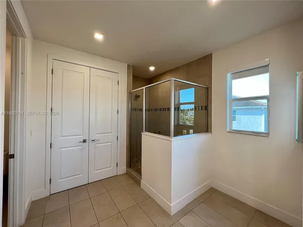 $25,000 | 11 Northwest 122nd Avenue, Miami, FL 33182