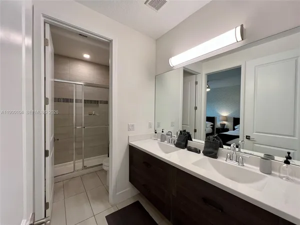 $25,000 | 11 Northwest 122nd Avenue, Miami, FL 33182